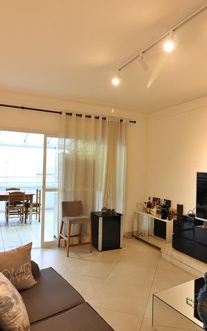 Apartamento à venda com 200m², 3 quartos e 2 vagasSala de TV