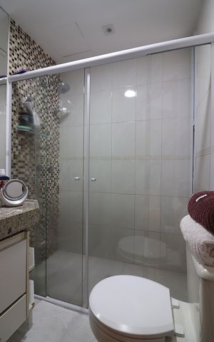 Apartamento à venda com 200m², 3 quartos e 2 vagasSuíte Banheiro