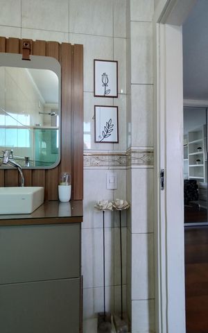 Casa de condomínio à venda com 485m², 4 quartos e 5 vagasBanheiro da Suíte 4