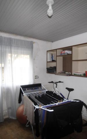 Casa à venda com 100m², 3 quartos e 2 vagasSuíte 1