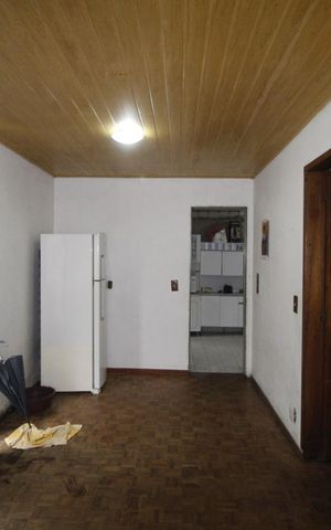 Casa à venda com 100m², 3 quartos e 2 vagasSala