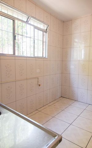 Casa para alugar com 60m², 2 quartos e sem vagaCozinha