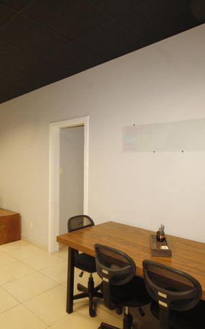 Casa à venda com 248m², 5 quartos e 4 vagasSala