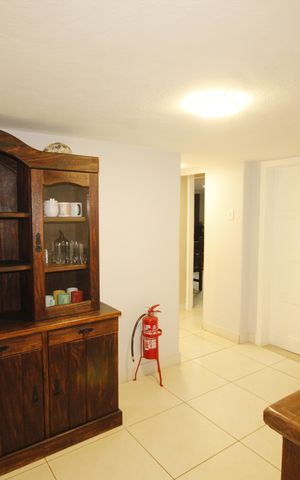 Casa à venda com 248m², 5 quartos e 4 vagasSala