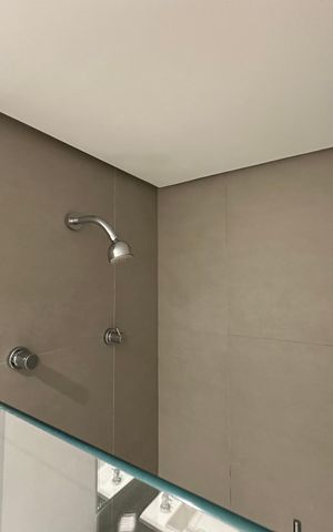 Studio à venda com 24m², 1 quarto e sem vaga Studio à venda com 24m², 1 quarto e sem vagaBanheiro