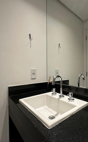 Studio à venda com 24m², 1 quarto e sem vaga Studio à venda com 24m², 1 quarto e sem vagaBanheiro