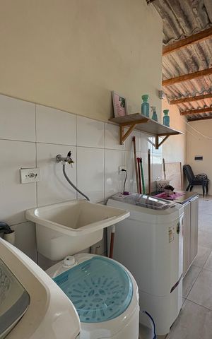 Casa à venda com 112m², 2 quartos e 2 vagas Casa à venda com 112m², 2 quartos e 2 vagasLavanderia