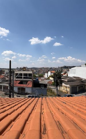 Casa à venda com 112m², 2 quartos e 2 vagas Casa à venda com 112m², 2 quartos e 2 vagasVista