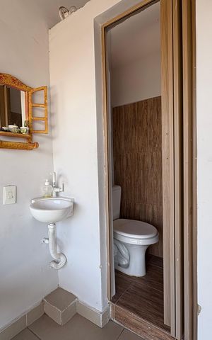 Casa à venda com 112m², 2 quartos e 2 vagas Casa à venda com 112m², 2 quartos e 2 vagasLavabo