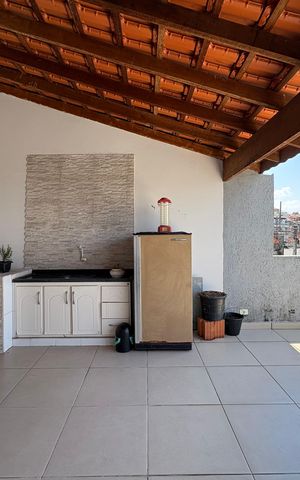 Casa à venda com 112m², 2 quartos e 2 vagas Casa à venda com 112m², 2 quartos e 2 vagasVaranda