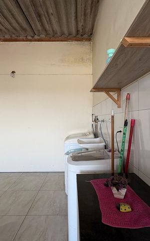 Casa à venda com 112m², 2 quartos e 2 vagas Casa à venda com 112m², 2 quartos e 2 vagasLavanderia