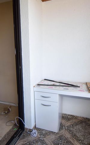 Apartamento à venda com 77m², 3 quartos e 2 vagasVaranda