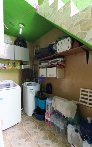 Casa à venda com 80m², 2 quartos e 1 vaga Casa à venda com 80m², 2 quartos e 1 vagaÁrea de Serviço