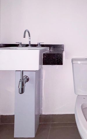 Studio para alugar com 20m², 1 quarto e sem vaga Studio para alugar com 20m², 1 quarto e sem vagaBanheiro