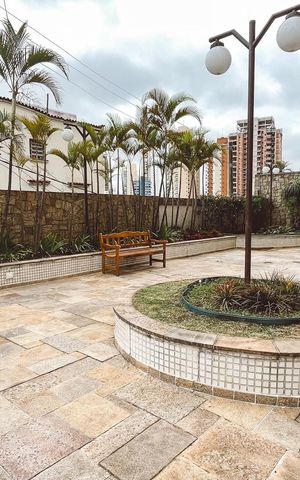 Apartamento à venda com 150m², 4 quartos e 3 vagas Apartamento à venda com 150m², 4 quartos e 3 vagasÁrea comum