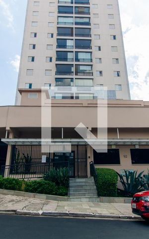 Apartamento à venda com 74m², 3 quartos e 1 vagaFachada