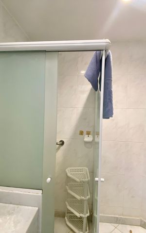 Apartamento à venda com 250m², 3 quartos e sem vagaBanheiro 1