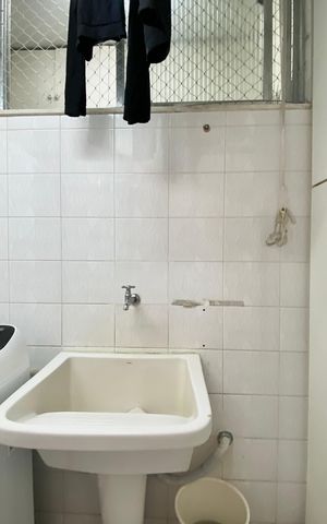 Apartamento à venda com 250m², 3 quartos e sem vagaÁrea de Serviço