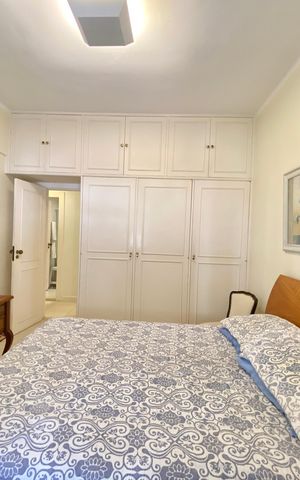 Apartamento à venda com 250m², 3 quartos e sem vagaQuarto 1