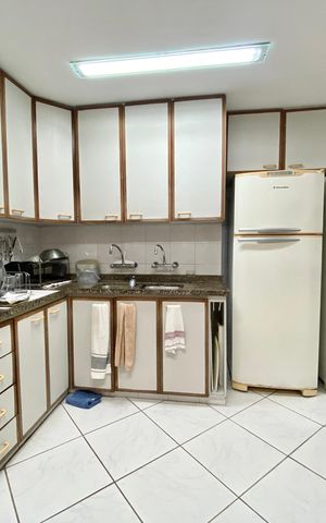 Apartamento à venda com 250m², 3 quartos e sem vagaCozinha 2