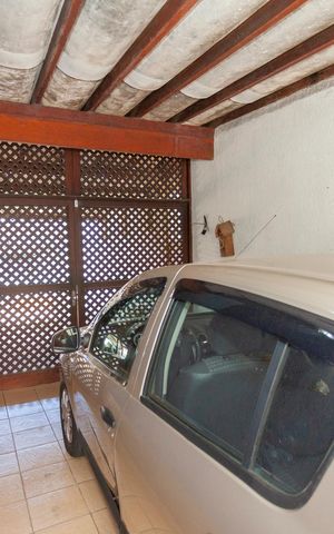 Casa à venda com 190m², 3 quartos e 4 vagasGaragem