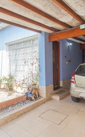 Casa à venda com 190m², 3 quartos e 4 vagasGaragem