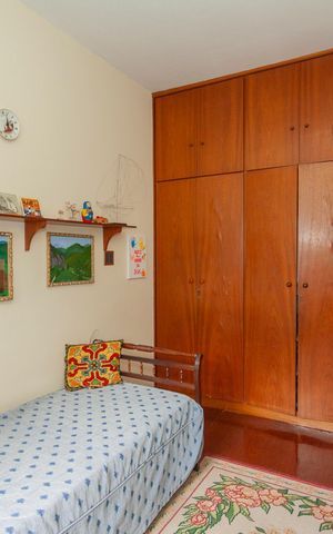 Casa à venda com 190m², 3 quartos e 4 vagasQuarto 2