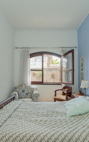 Casa à venda com 190m², 3 quartos e 4 vagasSuíte