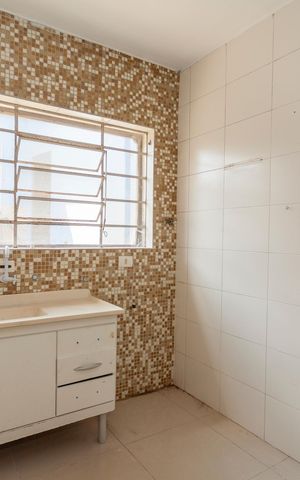 Casa à venda com 190m², 3 quartos e 4 vagasCozinha da Edicula