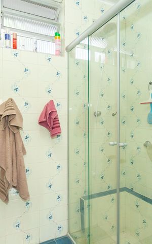 Casa à venda com 190m², 3 quartos e 4 vagasBanheiro da Suíte