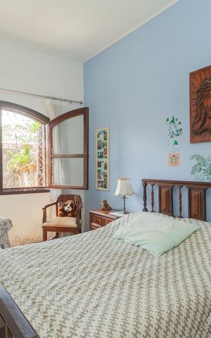 Casa à venda com 190m², 3 quartos e 4 vagasSuíte