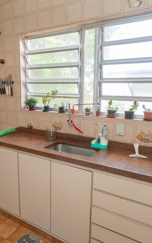 Casa à venda com 190m², 3 quartos e 4 vagasCozinha