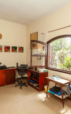 Casa à venda com 190m², 3 quartos e 4 vagasQuarto 