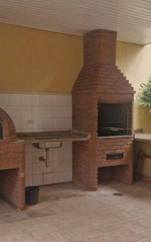 Casa de condomínio à venda com 290m², 4 quartos e 3 vagas