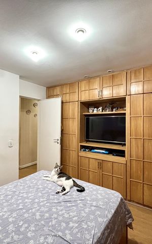 Apartamento à venda com 130m², 3 quartos e 2 vagas Apartamento à venda com 130m², 3 quartos e 2 vagasSuíte