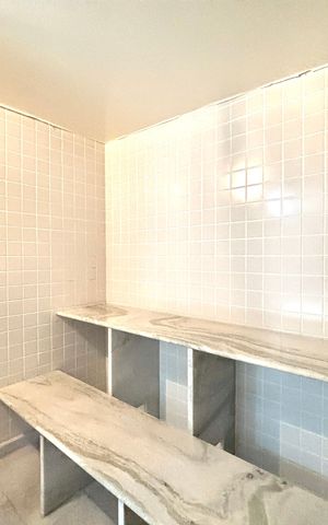 Apartamento à venda com 130m², 3 quartos e 2 vagas Apartamento à venda com 130m², 3 quartos e 2 vagasÁrea comum