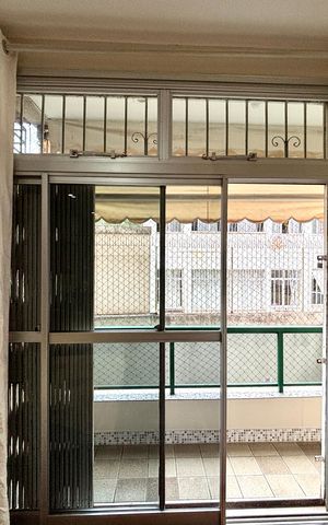 Apartamento à venda com 130m², 3 quartos e 2 vagas Apartamento à venda com 130m², 3 quartos e 2 vagasVaranda da sala