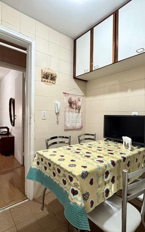 Apartamento à venda com 130m², 3 quartos e 2 vagas Apartamento à venda com 130m², 3 quartos e 2 vagasCozinha