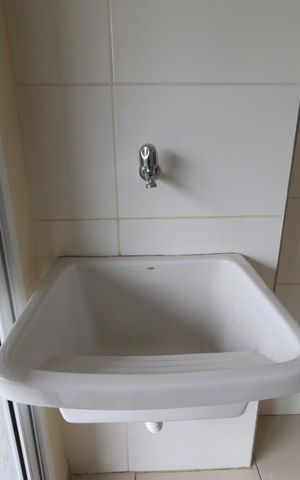 Apartamento para alugar com 56m², 2 quartos e 1 vaga Apartamento para alugar com 56m², 2 quartos e 1 vagaCozinha e Área de Serviço