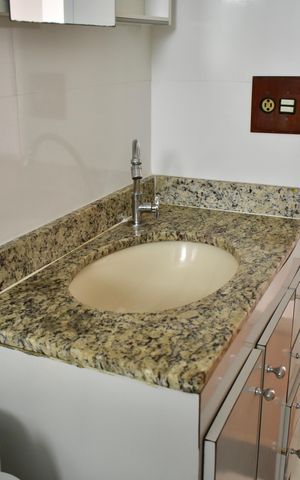 Apartamento à venda com 50m², 1 quarto e 1 vaga Apartamento à venda com 50m², 1 quarto e 1 vagaBanheiro Social