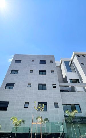 Apartamento à venda com 160m², 3 quartos e 2 vagasFachada