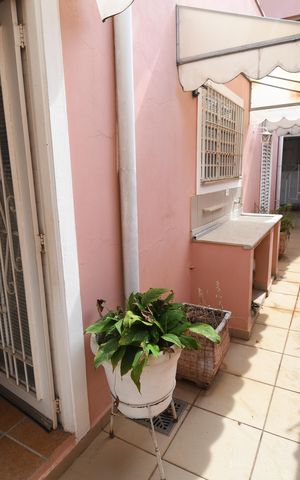 Casa à venda com 157m², 4 quartos e 2 vagasÁrea de Serviço