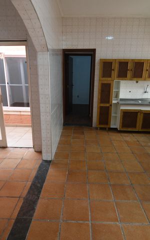 Casa à venda com 157m², 4 quartos e 2 vagasCozinha