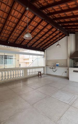 Casa à venda com 424m², 3 quartos e 6 vagas Casa à venda com 424m², 3 quartos e 6 vagasÁrea gourmet