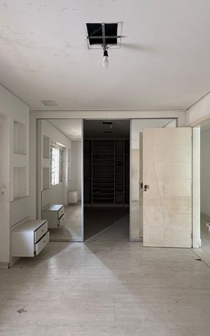 Casa à venda com 424m², 3 quartos e 6 vagas Casa à venda com 424m², 3 quartos e 6 vagasSuite 1
