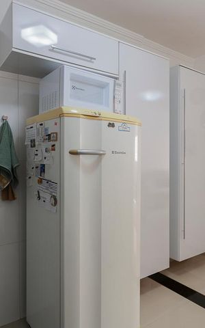 Casa de condomínio à venda com 65m², 2 quartos e 1 vaga Casa de condomínio à venda com 65m², 2 quartos e 1 vagaCozinha