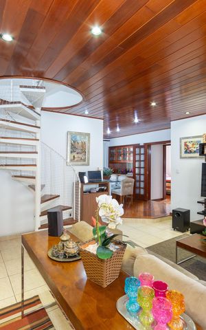 Apartamento à venda com 160m², 2 quartos e 2 vagas Apartamento à venda com 160m², 2 quartos e 2 vagasSala