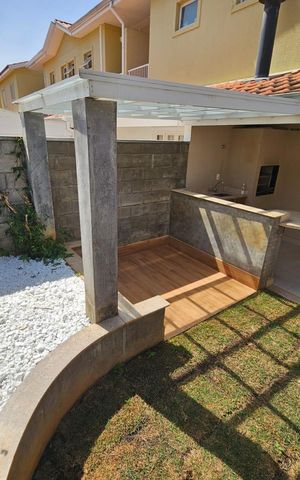 Casa de condomínio para alugar com 110m², 3 quartos e 2 vagas Casa de condomínio para alugar com 110m², 3 quartos e 2 vagasÁrea Externa