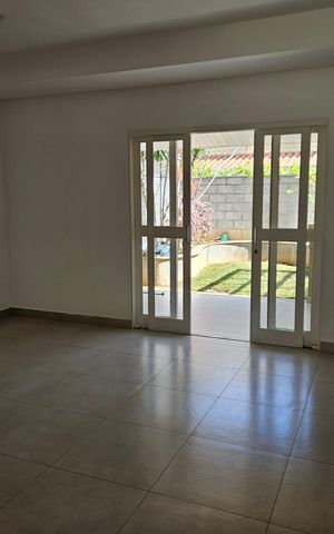 Casa de condomínio para alugar com 110m², 3 quartos e 2 vagas Casa de condomínio para alugar com 110m², 3 quartos e 2 vagasSala
