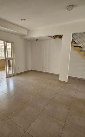 Casa de condomínio para alugar com 110m², 3 quartos e 2 vagas Casa de condomínio para alugar com 110m², 3 quartos e 2 vagasSala